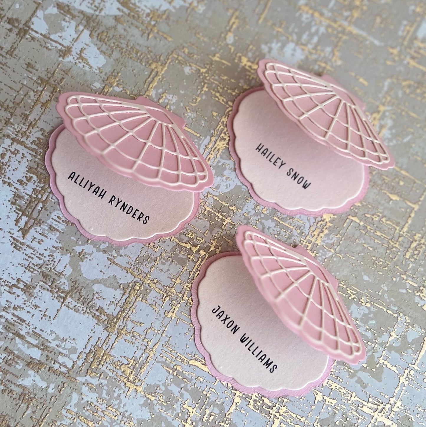 Clam Shell Shape Place/Escort Cards